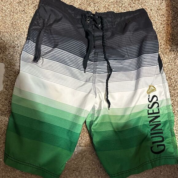Guinness Men’s Large Lined Swim Trunks - Picture 1 of 3